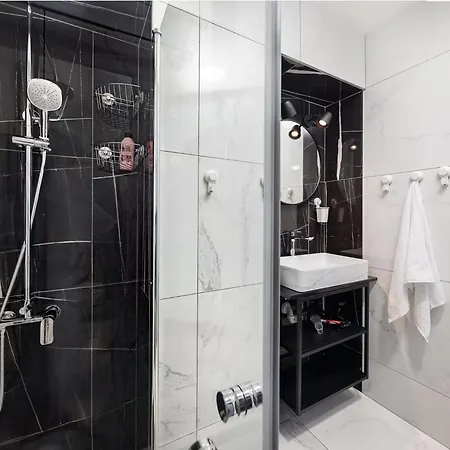 Appartement Adrian *